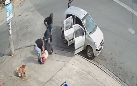 Alias La Pinky habría participado en el secuestro de un comerciante en Urbanor, en Guayaquil, tres días después de ser liberado.