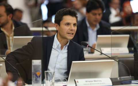 El concejal Wilson Merino durante una sesión de Concejo. El 4 de junio denunció ser victima de intimidaciones tras realizar un proceso de fiscalización al Municipio.