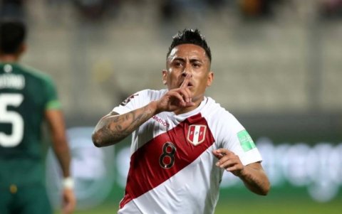 Christian Cueva, exseleccionado de Perú, fue anunciado en Emelec