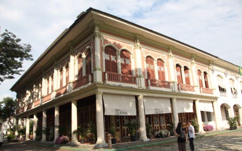 Parque Histórico si tiene una agenda continua, pero cobra una cuota de entrada que se destina al mantenimiento del sitio y la conservación de sus especies.