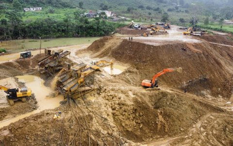 Los asambleístas advierten que una concesión minera podría afectar el ecosistema de Quimsacocha y otras zonas aledañas