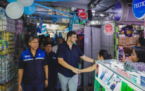 El alcalde de Guayaquil recorrió La Bahía de Guayaquil el pasado 9 de junio.