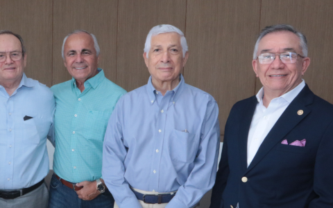 Luis Montalvo, Pepe Lucho Valero, Nelson Dossman y Alberto Montalvo.