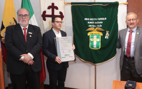 Francesco Aycart, Padre Rómulo San Martin  y Walter Mera.