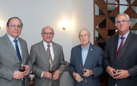 Alfredo Jurado, Gianni Garibaldi, Luis Trujillo y Enrique Gómez.