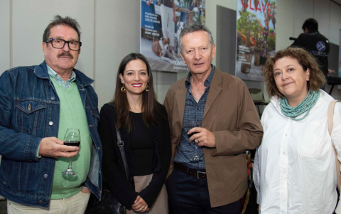 Eduardo Amador, Gabriela Álvarez, Patricio Álvarez y Rebeca Santacruz.