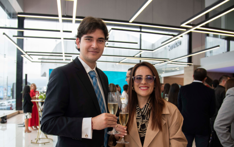 Ricardo José Dueñas y Daniela López.