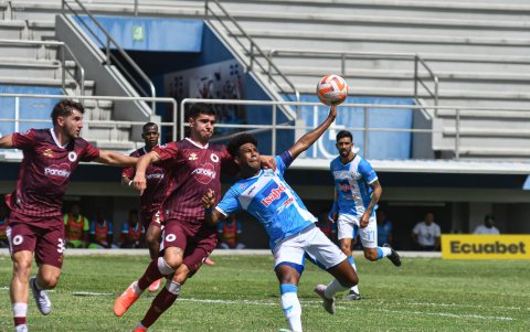 Manta busca sorprender a Barcelona SC en su casa.
