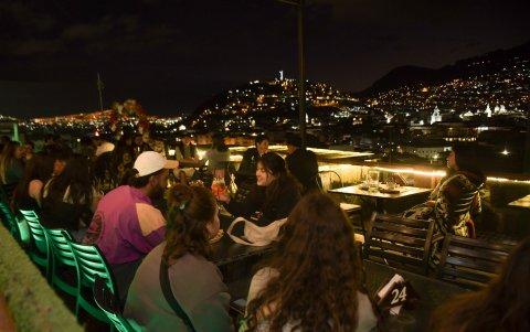 The Secret Garden es un lugar escondido en la calle Antepara, aquí su vista privilegiada del Centro es su atractivo principal.