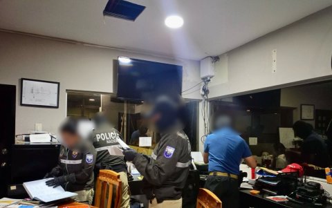 Agentes allanan propiedad vinculada a la red de lavado liderada por el narco serbio Jezdimir Srdan