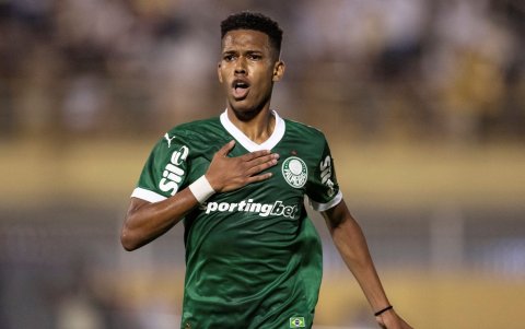 Estevao es una de las jóvenes estrellas de Palmeiras.