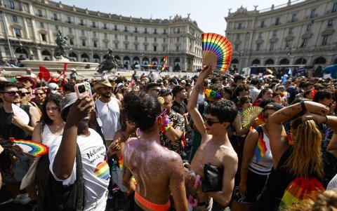 La marcha del Pride se realiza cada año en Roma, Italia desde el 2002