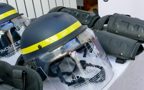 El material donado está valorado en aproximadamente 50.000 dólares.