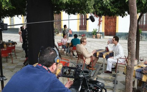 Tristán Ulloa y Pedro Alonso, en Sevilla, España, durante el rodaje de La Casa de Papel: Berlín 2