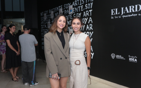 Arianna Coral y Valeria Gómez.