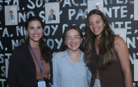 Cecilia Viteri, María Lorena Paredes y Alejandra Toral.