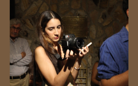 Gabriela Cabezas hace videos y fotos.