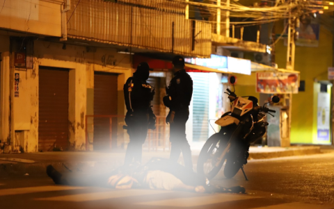 La policía continúa las investigaciones sobre el fallecido encontrado a las afueras de la FACSO