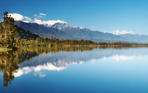 Cielos limpios y paisajes majestuosos hacen de Nueva Zelanda un lugar privilegiado para observar fenómenos astronómicos como los eclipses solares.