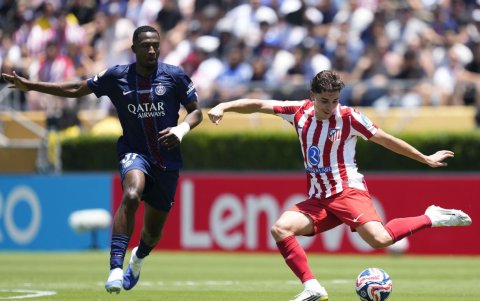 Willian Pacho es una de las figuras de PSG.