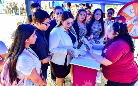 Viajar, descubrir otras formas de pensar, enfrentarse a nuevos retos académicos y conocer culturas distintas es la propuesta de la UG