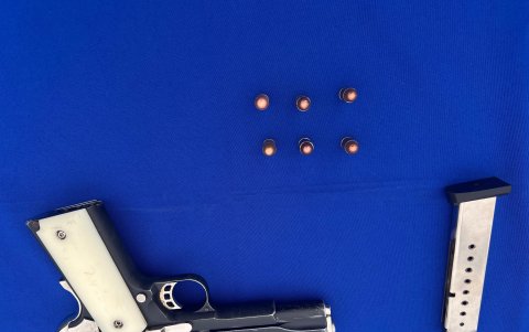 En el operativo incautan armas, drogas y celulares.