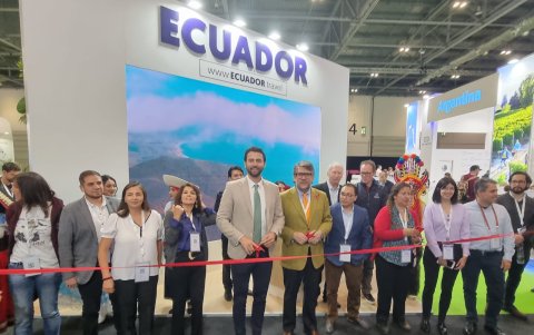En noviembre de 2022, en su calidad de embajador de Ecuador ante el Reino Unido, Sebastián Corral, estuvo junto al entonces ministro de Turismo, Niels Olsen, en la inauguración de un stand de Ecuador en una feria internacional
