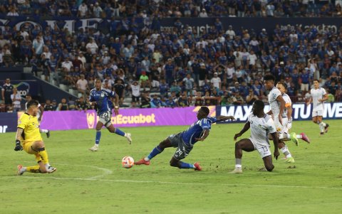Emelec está en la parte baja de la tabla de posiciones de la LigaPro 2025.