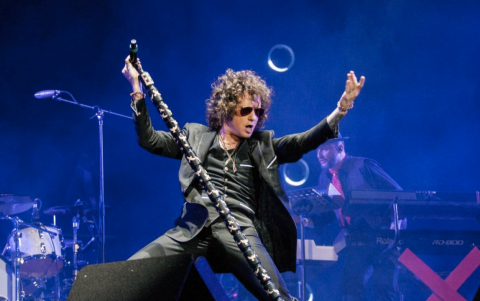Enrique Bunbury llega con su banda original en la gira “Huracán Ambulante”, programado para el 2 de julio en Quito.