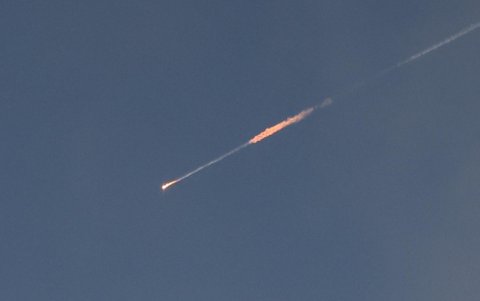 Irán disparó una andanada de misiles balísticos hacia Israel, coincidiendo con la supuesta entrada en vigor de un alto el fuego entre ambos países.