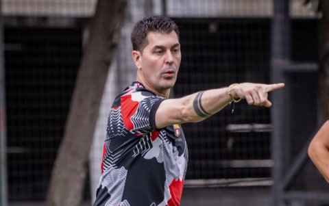 Ismael Rescalvo hará su debut en el banquillo torero ante Libertad.