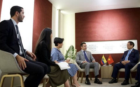 El ministro de Transporte y Obras Públicas, Roberto Luque, quien acompañó al mandatario en la cita, destacó que se trató de un diálogo “pragmático y productivo”.