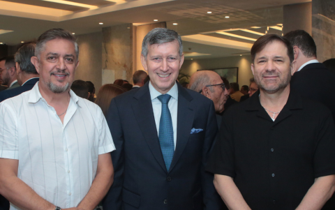 Billy Váscones, Teodoro Maldonado y Andrés Valdiviezo.