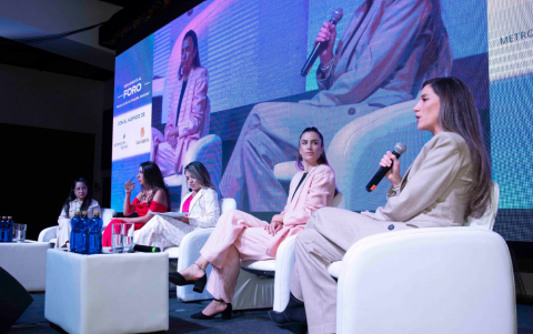 Además de Andrea Arnau, el foro de apertura contó con la participación de líderes de diversos sectores que han marcado pauta en Ecuador: Pamela Salvador, Claudia Tobar, Fernanda Vásconez y Astrid Matamoros.
