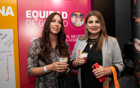 Cristina Muñoz y Carolina Sánchez.