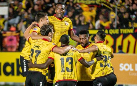 Barcelona SC está a tres puntos del líder, Independiente del Valle.