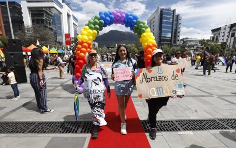 Una especie de pasarela se colocó en la Plataforma donde los asistentes mostraron sus carteles.