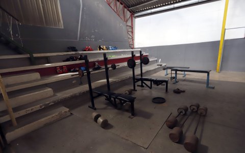 El estado de algunos de los implementos que utilizan los deportistas.