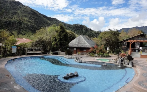 Relajo total en las aguas termales de Papallacta, un destino ideal para desconectar