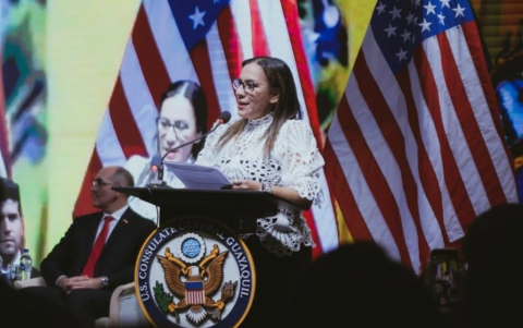 La gobernadora del Guayas, Zaida Rovira, asistió a la ceremonia en  representación del gobierno ecuatoriano.