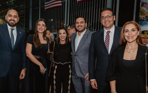 Vicente Taiano, Yanina Mondino, Gianella Valle, Andrés Fantoni, Juan José Yúnez y Valerie Kuffel.