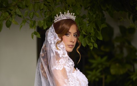 Los vestidos los confeccionará Karla González.