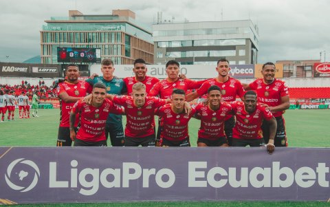 Deportivo Cuenca es tercero de la LigaPro con 32 puntos, a cuatro del líder Independiente del Valle.