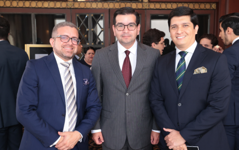 Enrique Mármol, Johnny de la Pared y Juan Carlos Hernández.