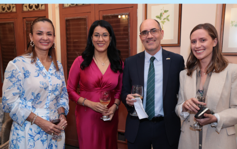 Marcela Aguiñaga, Gilda Alcívar, Erik Martini y Eloïse Cornu.