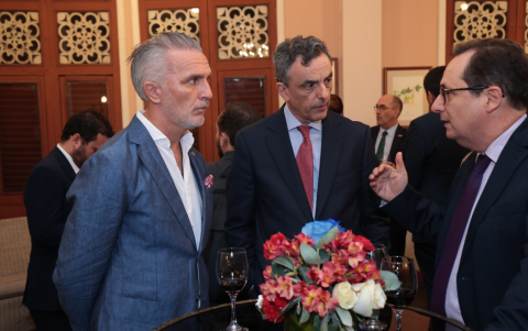 George Mc Cabe, Pedro José Sanz y Giovanni Ginatta.