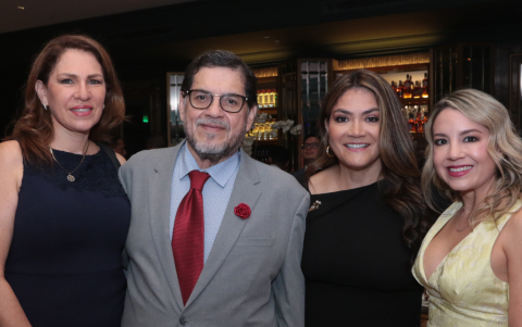 Katherine Guzmán, Saúl Ochoa, Catalina Andramuño y Carolina Villamar.