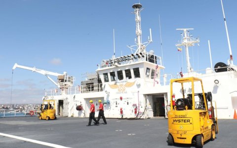 Hasta el 10 de julio estará el buque hospital estadounidense en Manta.