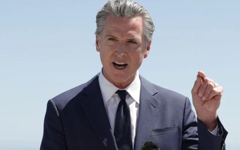 El gobernador de California, Gavin Newsom, firmó varias leyes con el objetivo de reforzar la seguridad pública.