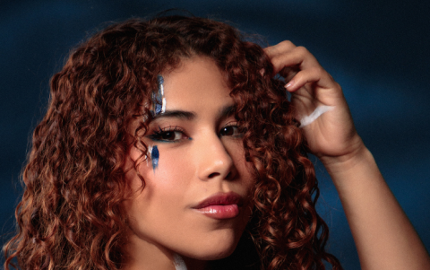 El maquillaje fue su salvación. Arianna pasó de tocar fondo a inspirar a miles